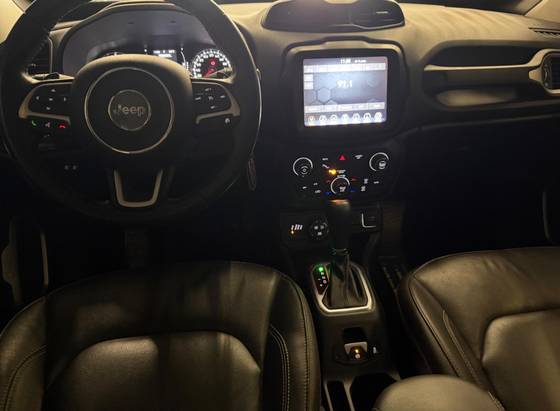 JEEP RENEGADE 2.0 16V TURBO DIESEL LONGITUDE 4P 4X4 AUTOMÁTICO JEEP RENEGADE 2.0 16V TURBO DIESEL LONGITUDE 4P 4X4 AUTOMÁTICO